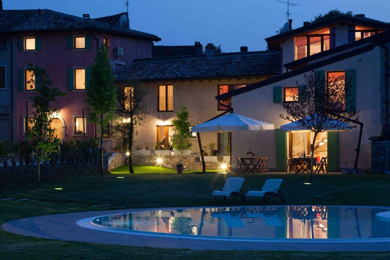 Aparthotel La Casa Del Nonno Monzambano Exterior foto