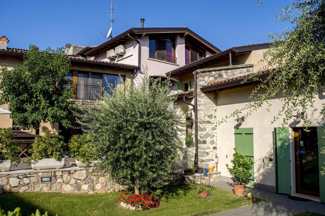 Aparthotel La Casa Del Nonno Monzambano Exterior foto